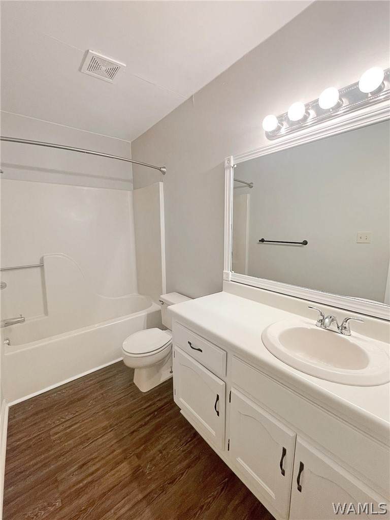 https://bt-photos.global.ssl.fastly.net/tuscaloosa/orig_boomver_1_175263-2.jpg