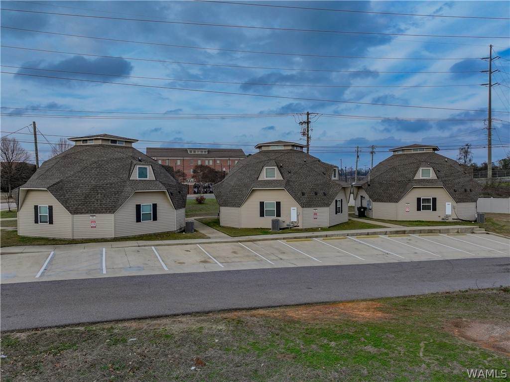 925 17th Avenue - Photo 1