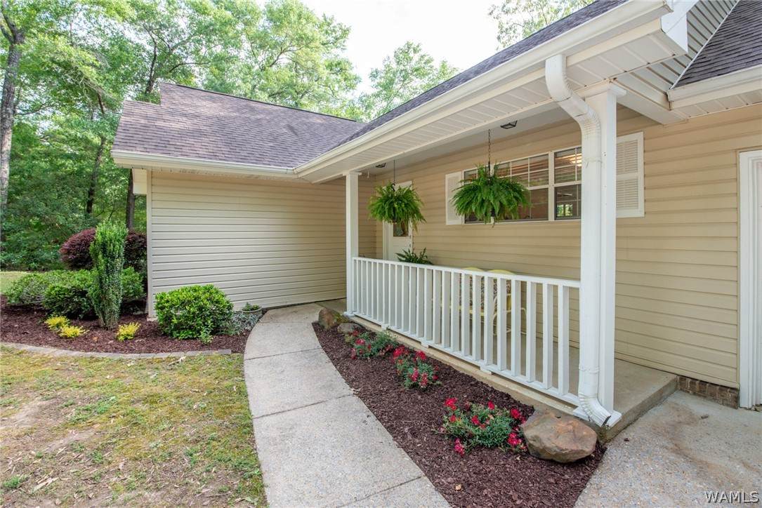 https://bt-photos.global.ssl.fastly.net/tuscaloosa/orig_boomver_1_175409-2.jpg