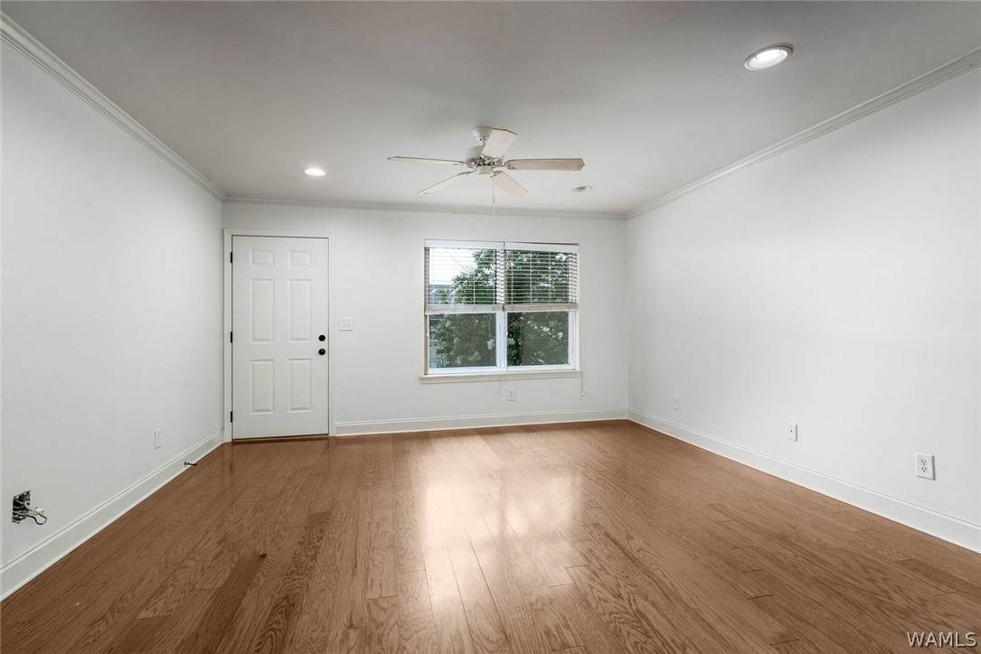 210 15th Street - Photo 1