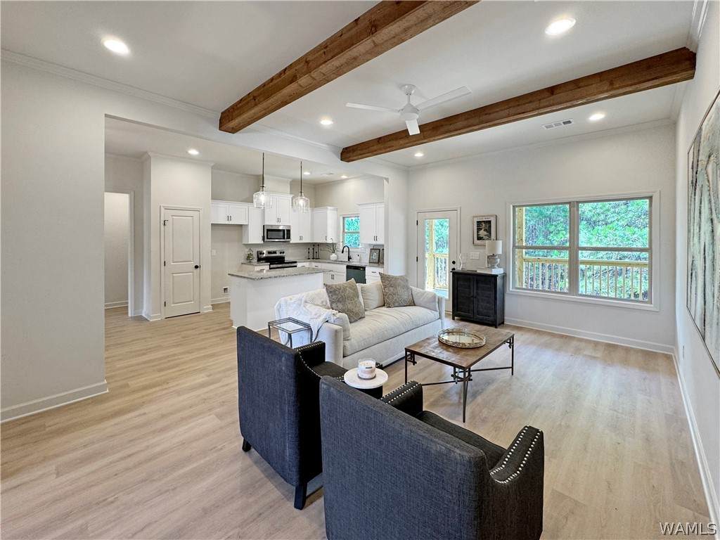 18032 Northview Circle - Photo 1