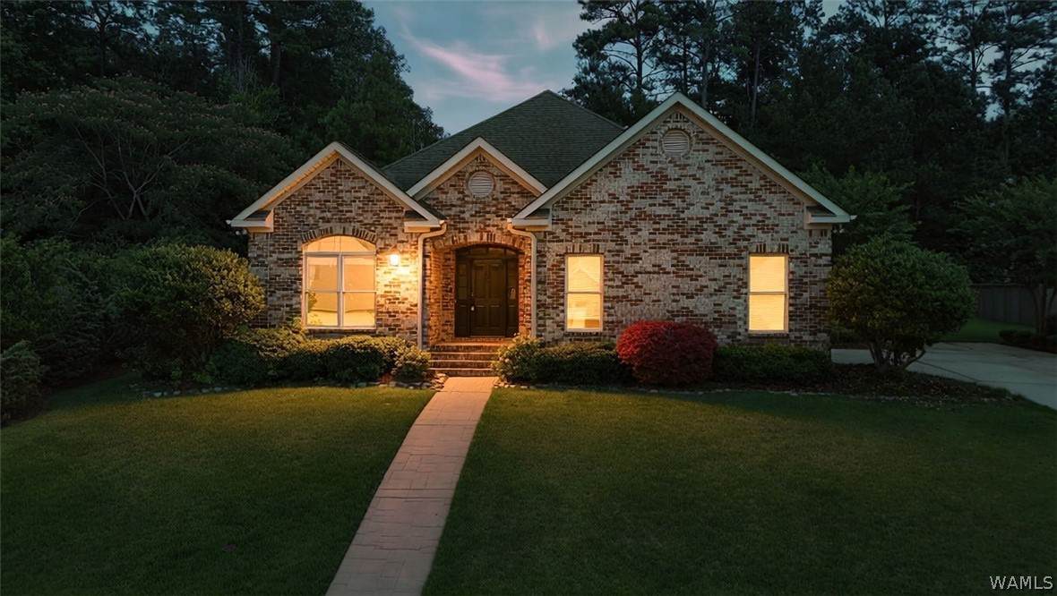 https://bt-photos.global.ssl.fastly.net/tuscaloosa/orig_boomver_1_175742-2.jpg