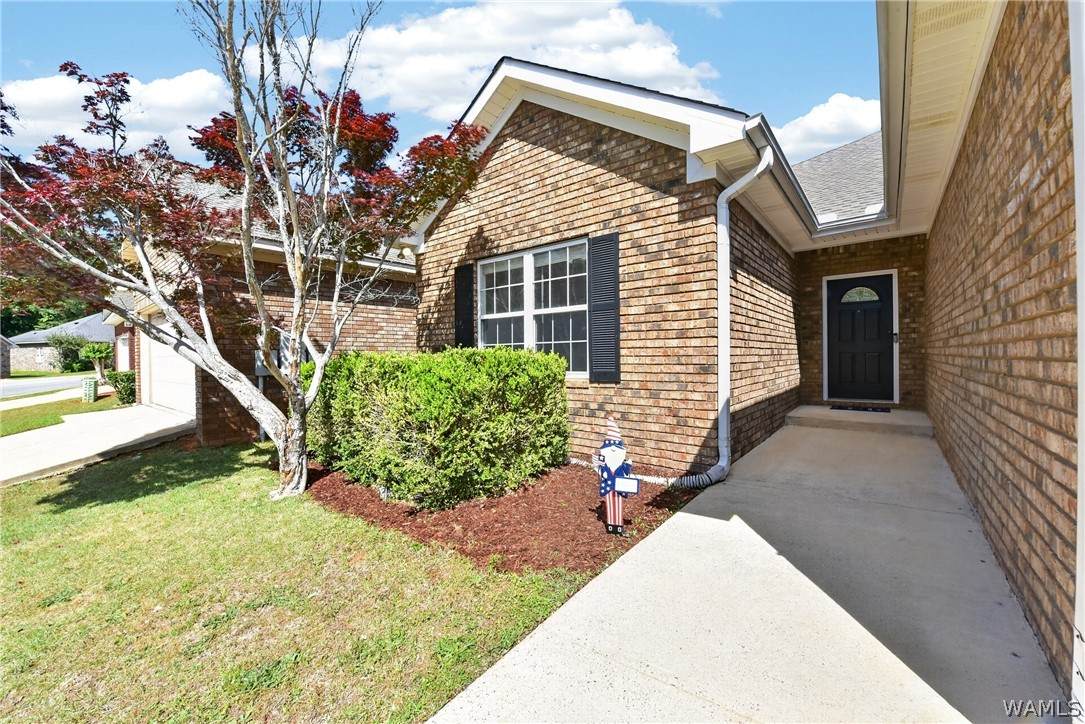 https://bt-photos.global.ssl.fastly.net/tuscaloosa/orig_boomver_1_175879-2.jpg