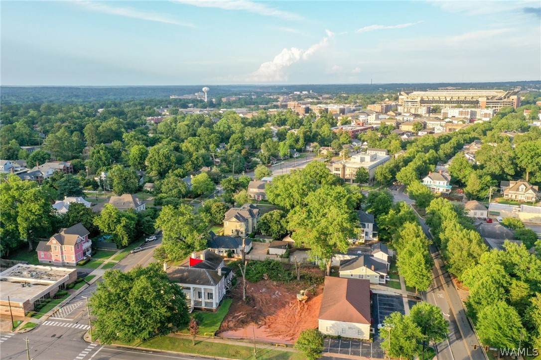 https://bt-photos.global.ssl.fastly.net/tuscaloosa/orig_boomver_1_175886-2.jpg