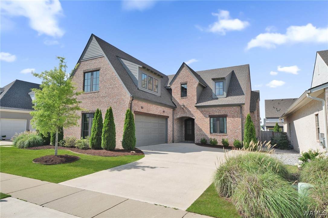 585 Lansdowne Ln - Photo 1