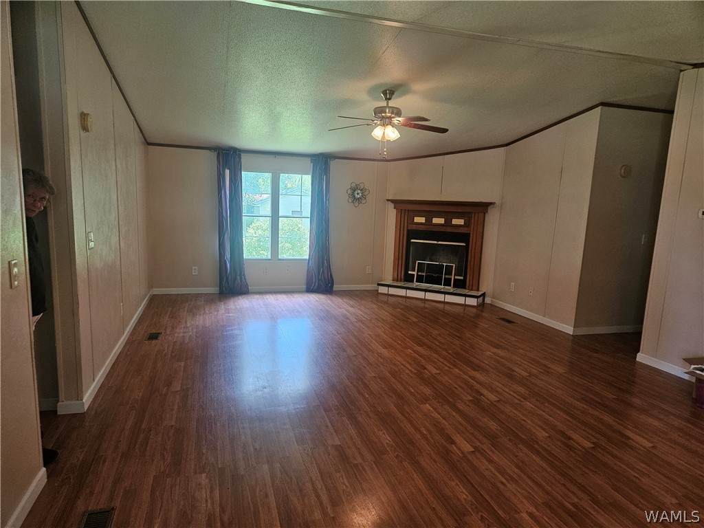 https://bt-photos.global.ssl.fastly.net/tuscaloosa/orig_boomver_1_176089-2.jpg