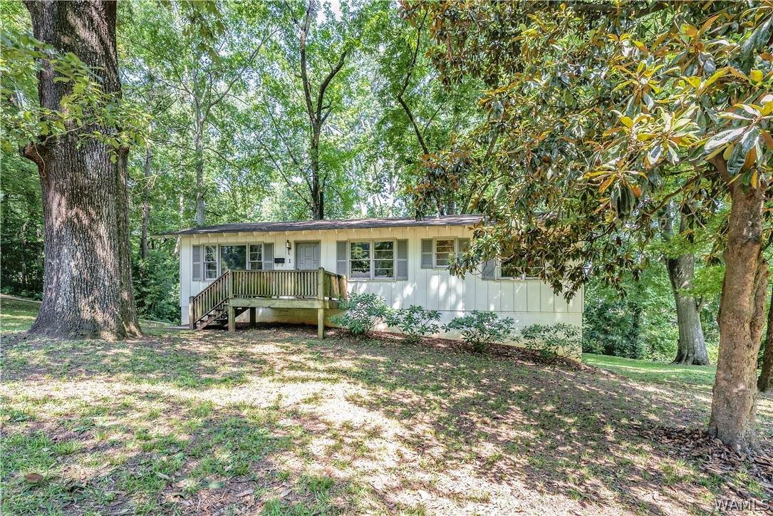 1 Hickory Lane - Photo 1