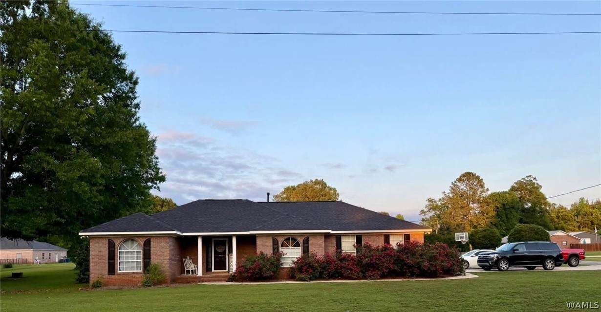143 Forest Cir Circle - Photo 1