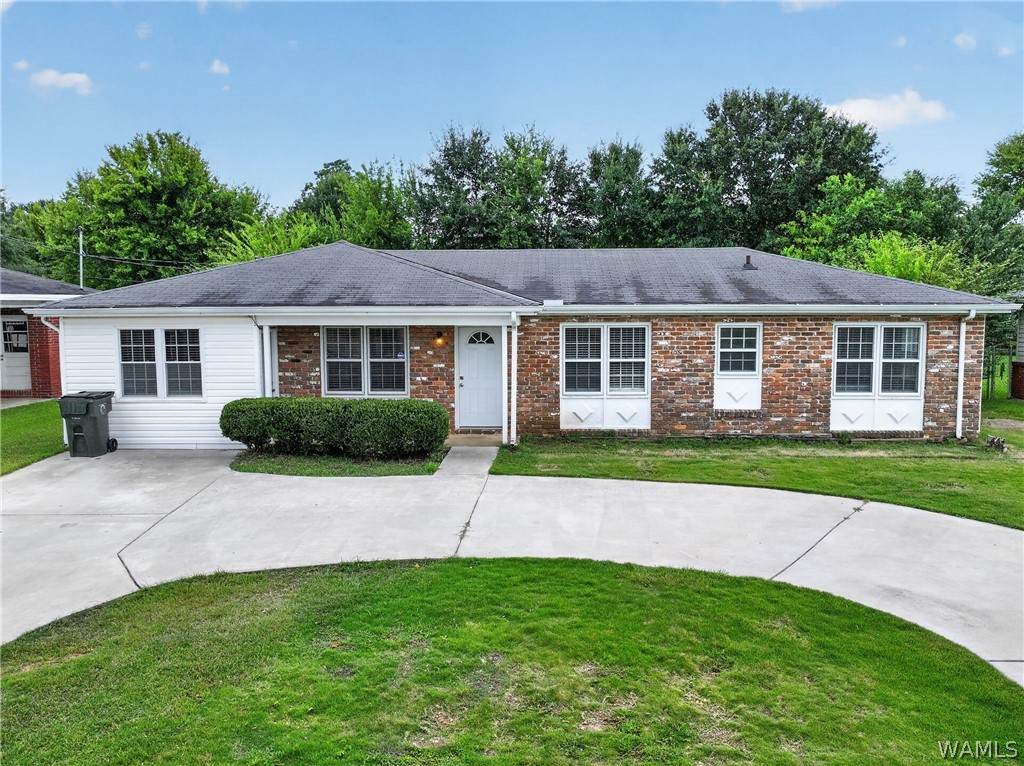1723 13th Street - Photo 1