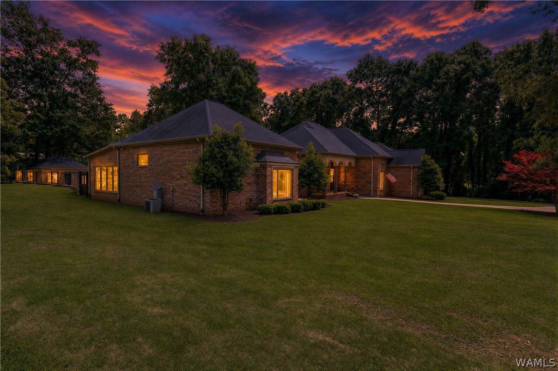 120 Magnolia Circle - Photo 1
