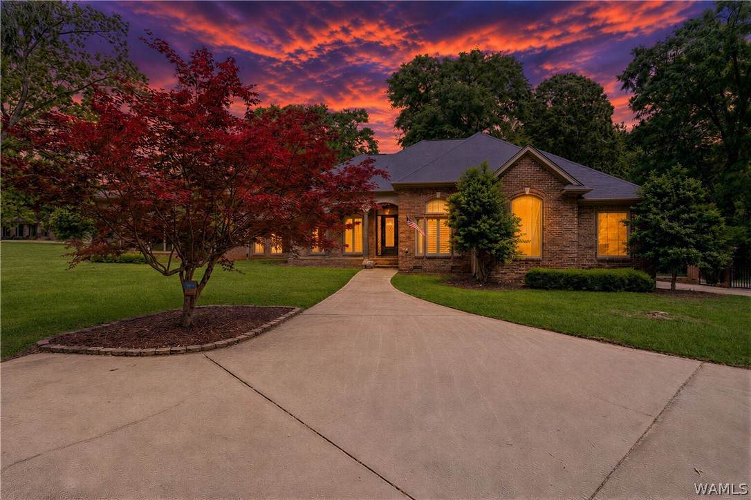 https://bt-photos.global.ssl.fastly.net/tuscaloosa/orig_boomver_1_176307-2.jpg