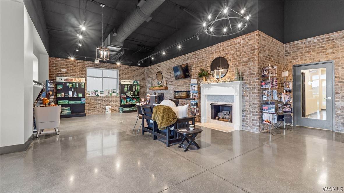 https://bt-photos.global.ssl.fastly.net/tuscaloosa/orig_boomver_1_176355-2.jpg