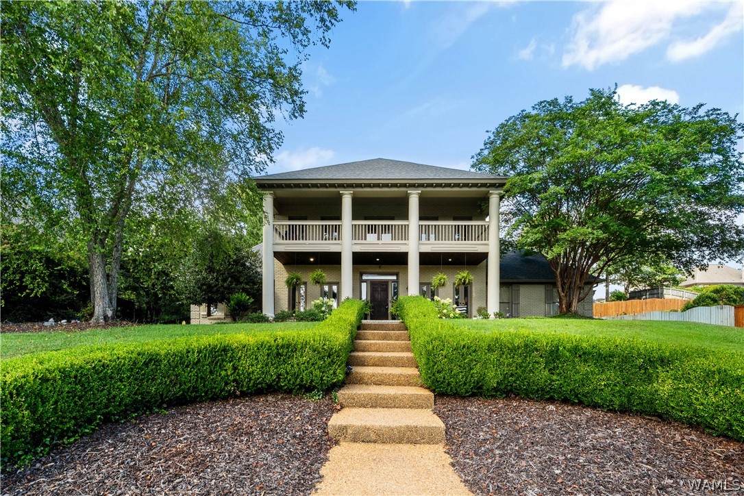 2821 Lake Crest Drive - Photo 1