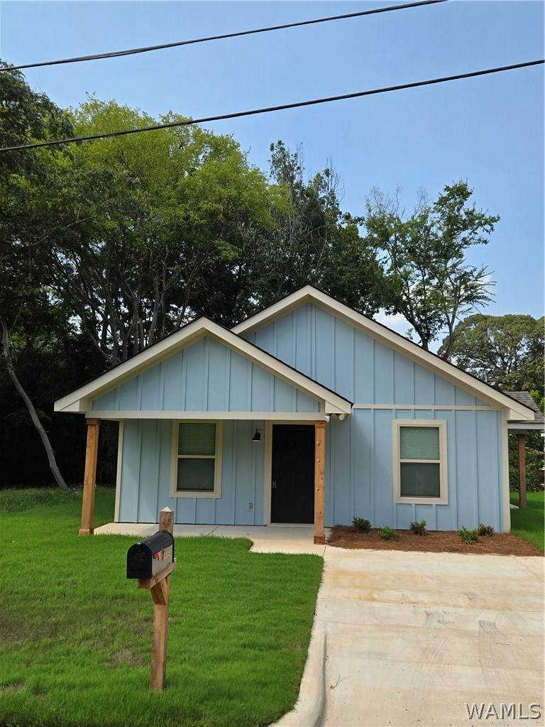 2132 4th Street - Photo 1