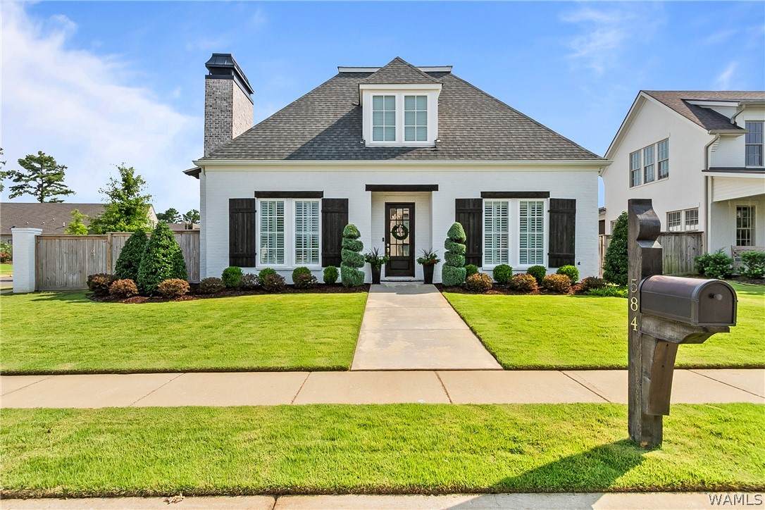 584 Lansdowne Ln - Photo 1