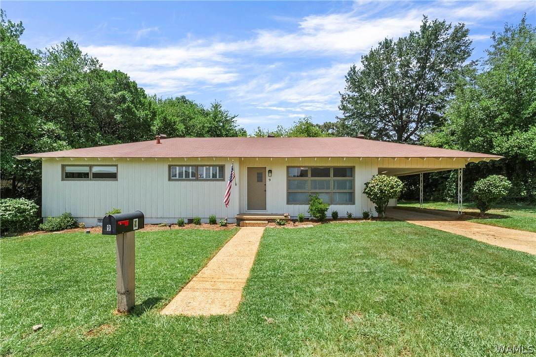 9 Rhonda Drive - Photo 1