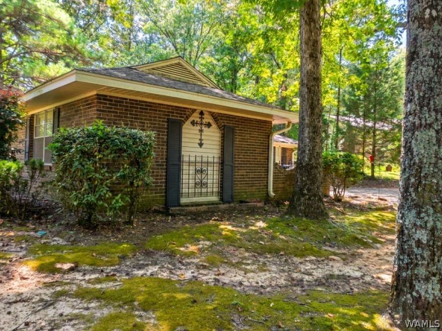 https://bt-photos.global.ssl.fastly.net/tuscaloosa/orig_boomver_1_176972-2.jpg