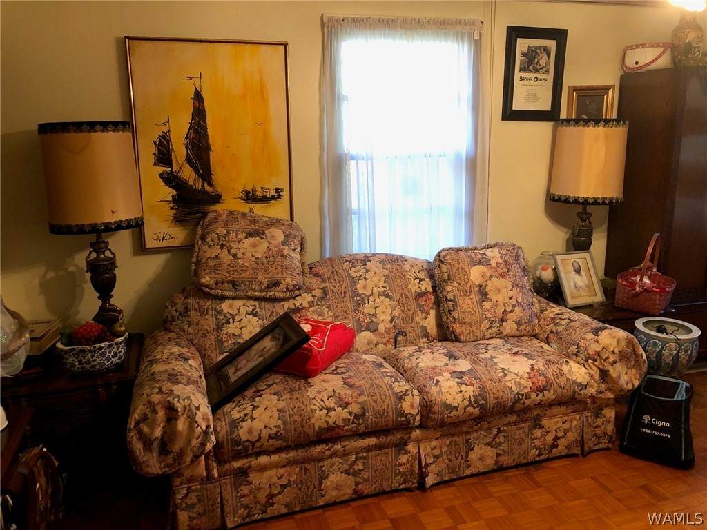 https://bt-photos.global.ssl.fastly.net/tuscaloosa/orig_boomver_1_176979-2.jpg