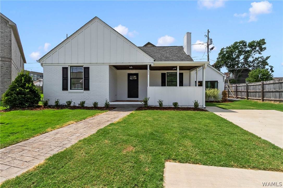 924 Homewood Drive - Photo 1