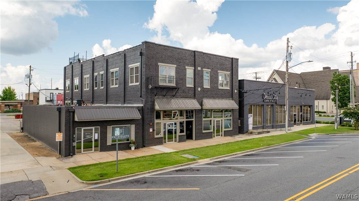 2504- 7th Street - Photo 1