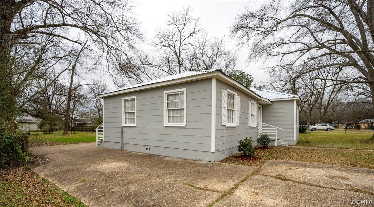 https://bt-photos.global.ssl.fastly.net/tuscaloosa/orig_boomver_1_177238-2.jpg