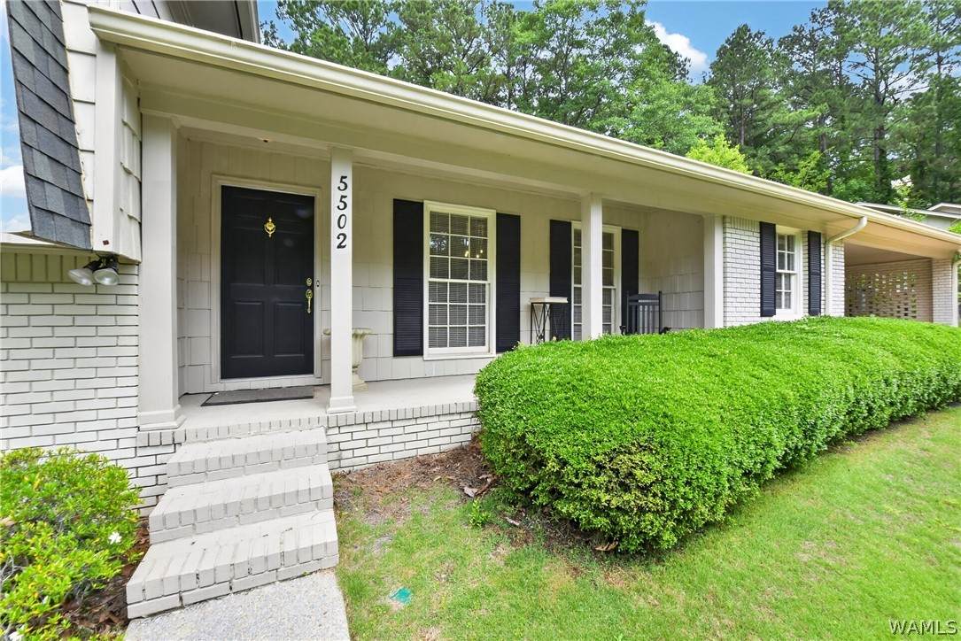https://bt-photos.global.ssl.fastly.net/tuscaloosa/orig_boomver_1_177335-2.jpg
