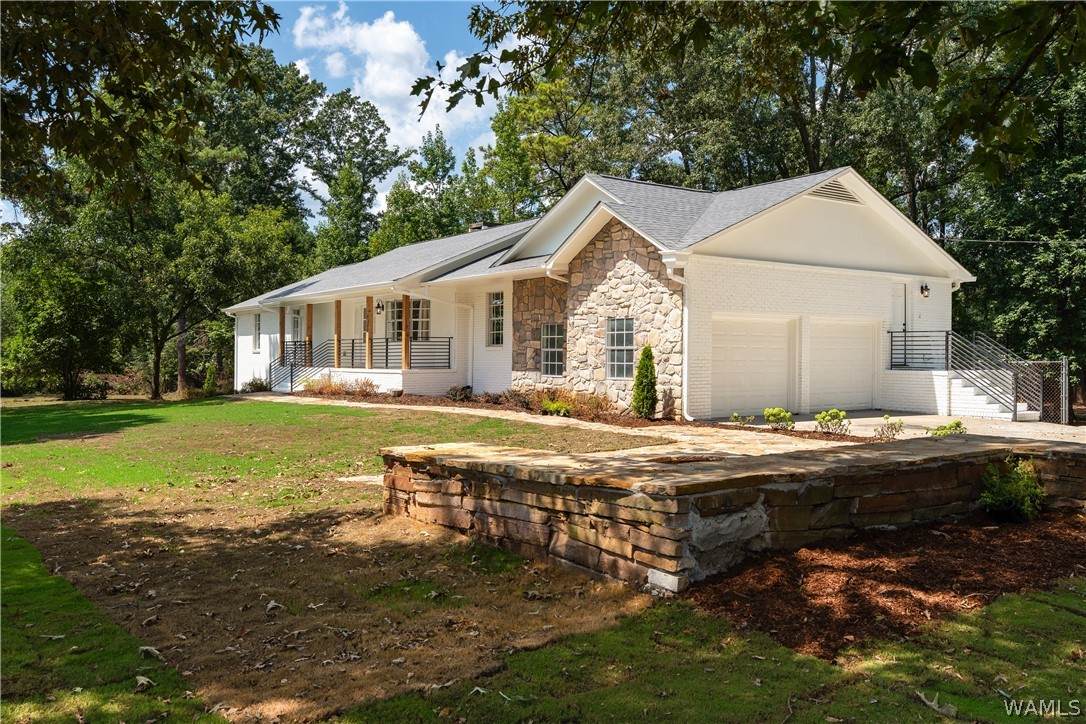 https://bt-photos.global.ssl.fastly.net/tuscaloosa/orig_boomver_1_177347-2.jpg