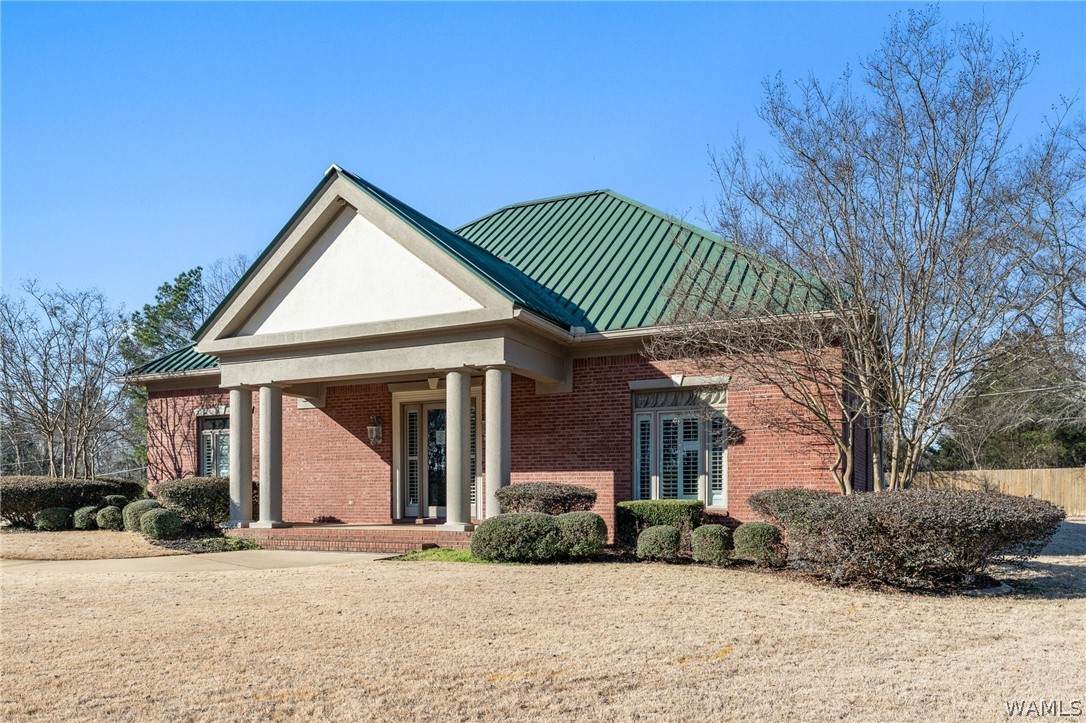 https://bt-photos.global.ssl.fastly.net/tuscaloosa/orig_boomver_1_177352-2.jpg