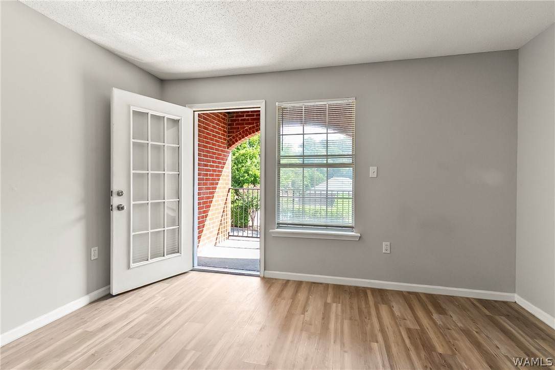 2515 Veterans Memorial Parkway - Photo 1