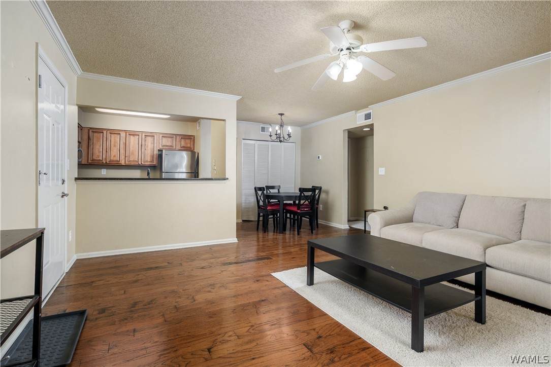 120 15th Street - Photo 1