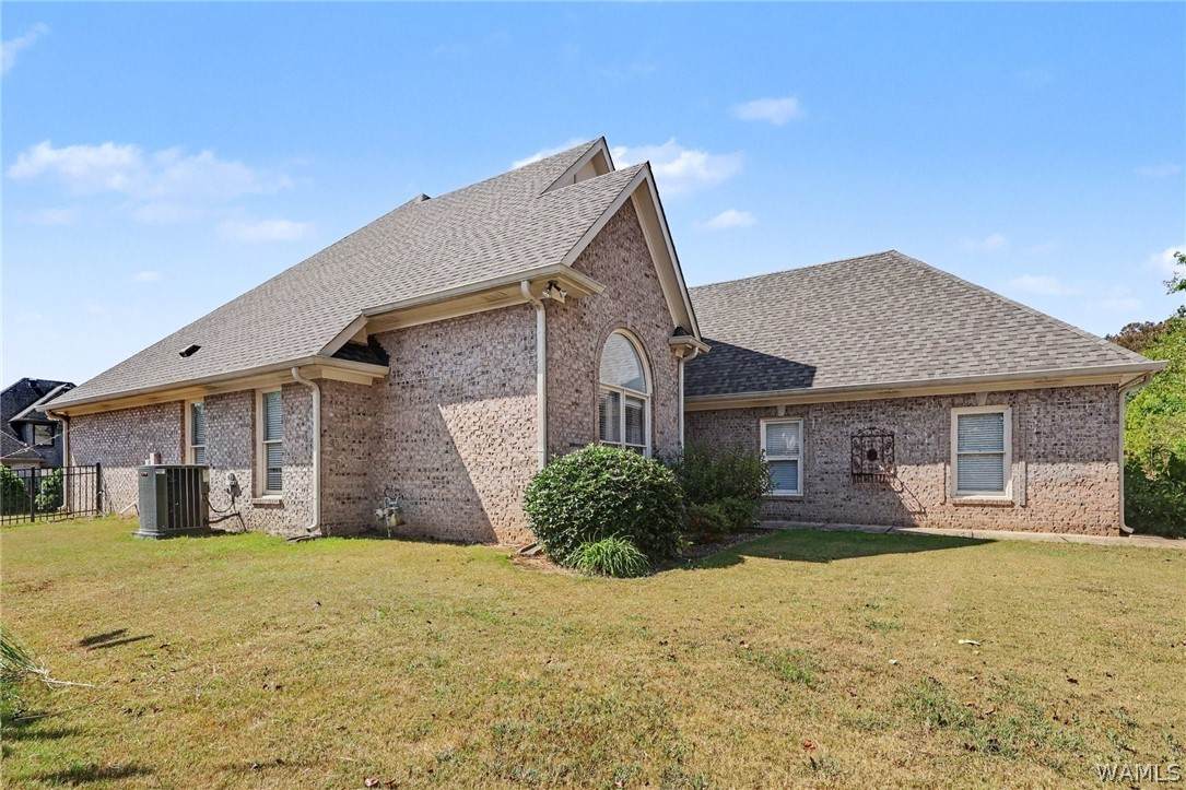 https://bt-photos.global.ssl.fastly.net/tuscaloosa/orig_boomver_1_177566-2.jpg