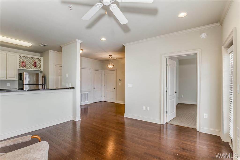 700 15th Street - Photo 1