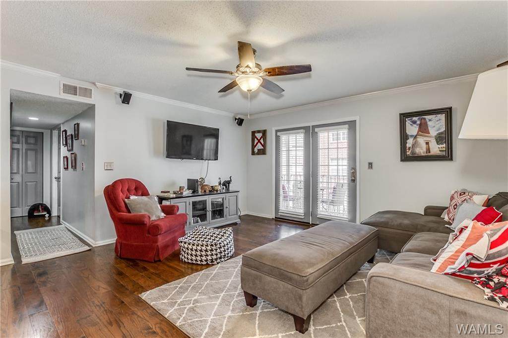 120 15th Street - Photo 1