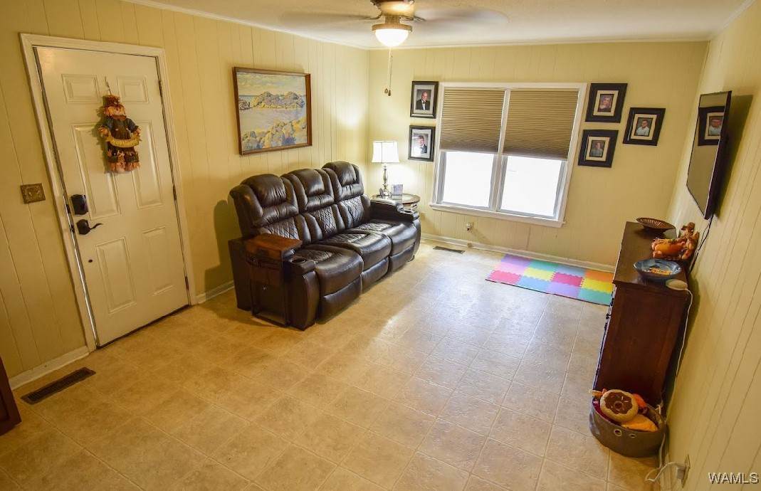 https://bt-photos.global.ssl.fastly.net/tuscaloosa/orig_boomver_2_166364-2.jpg