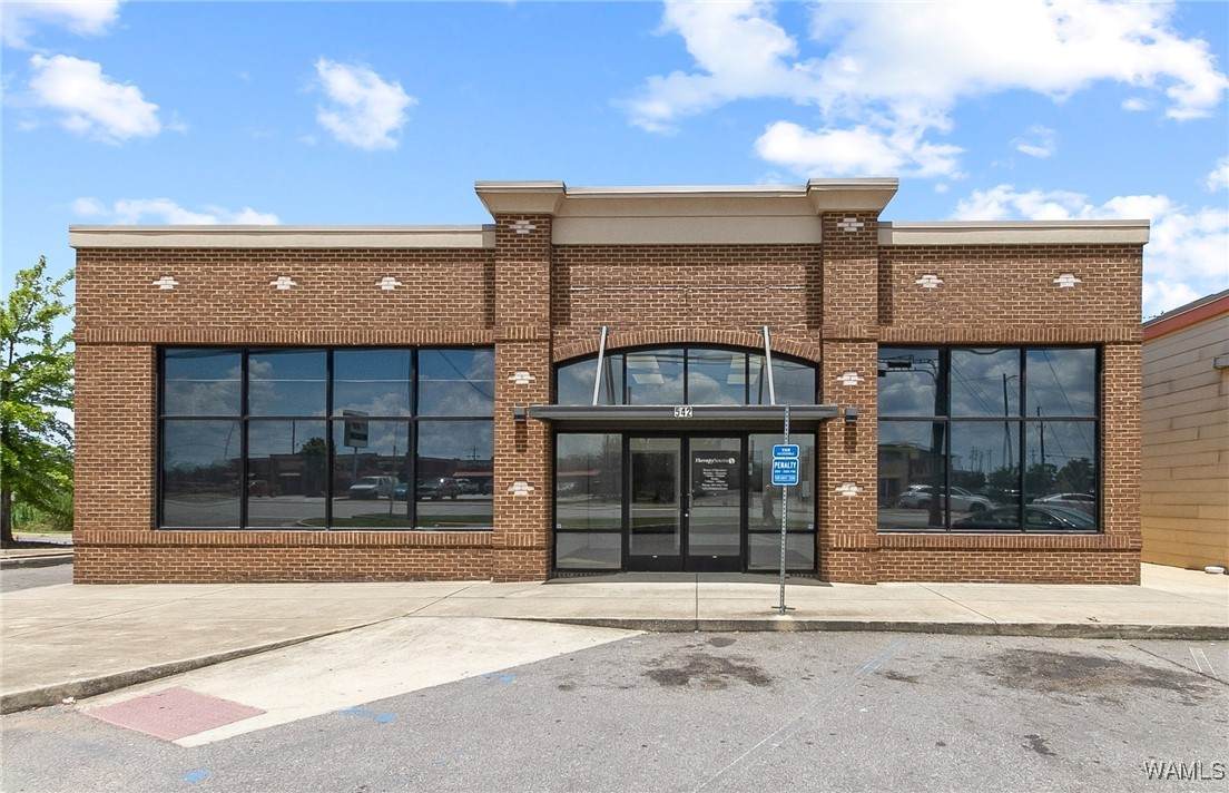 542 15th Street - Photo 1