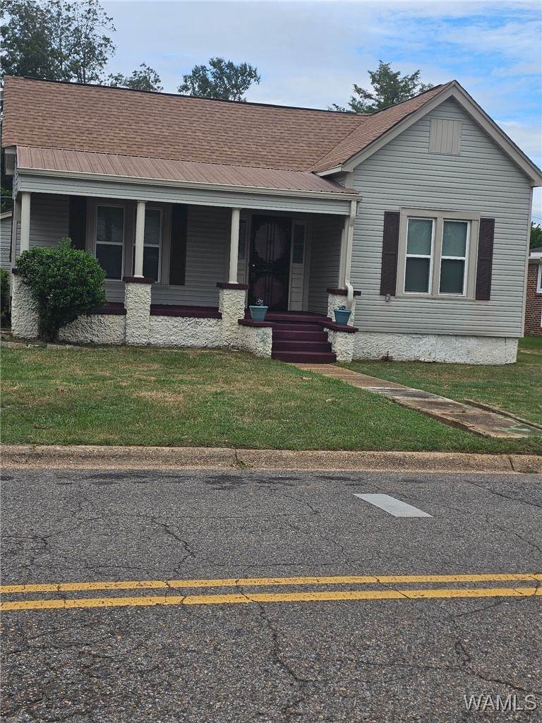 2708 20th Street - Photo 1