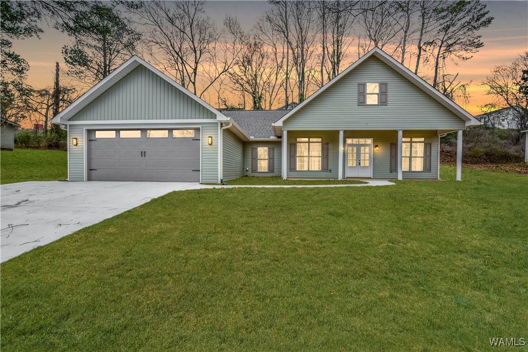 130 20th Ave Ne - Photo 1