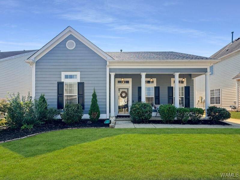 4590 Clubview Drive - Photo 1
