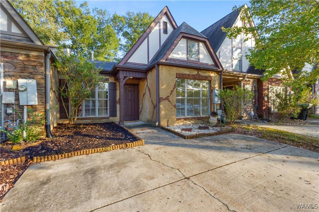 6116 Townley Way - Photo 1