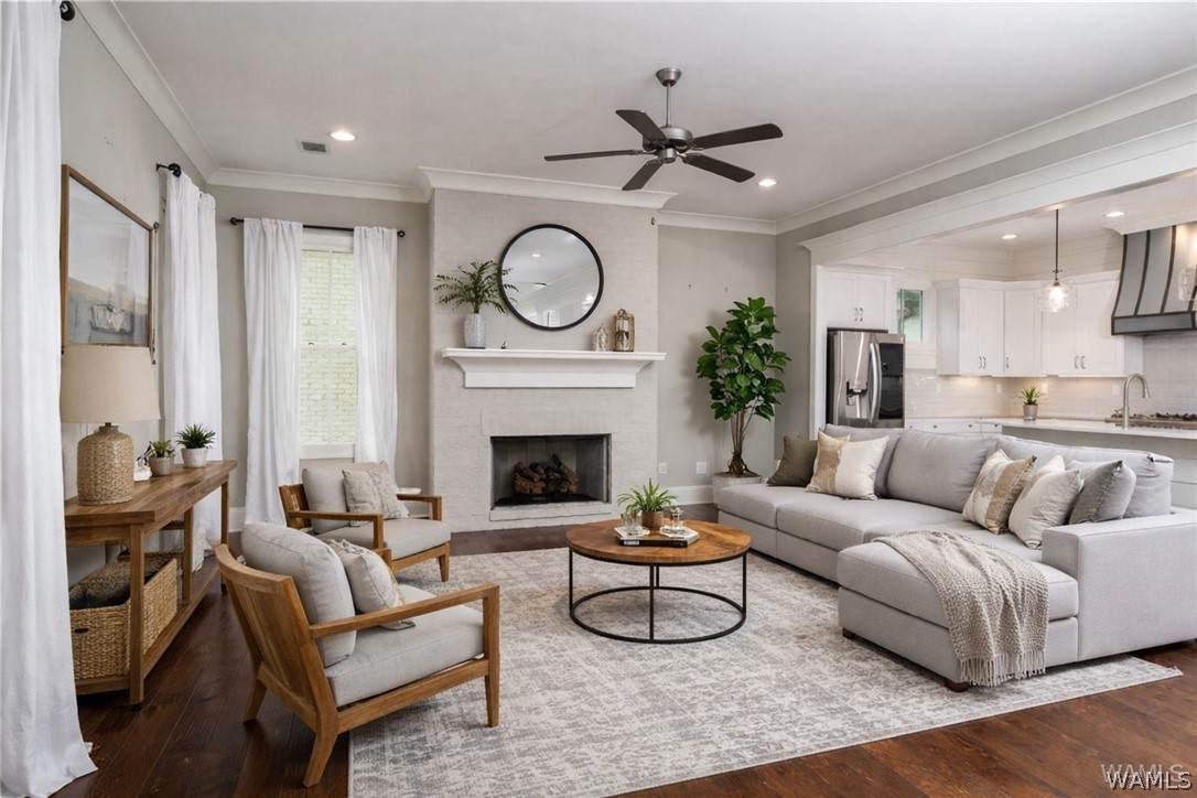 761 Grace Park - Photo 1