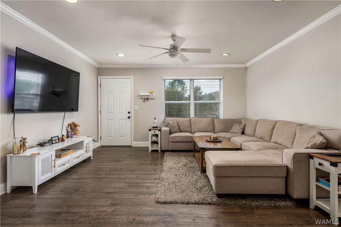 210 15th Street - Photo 1