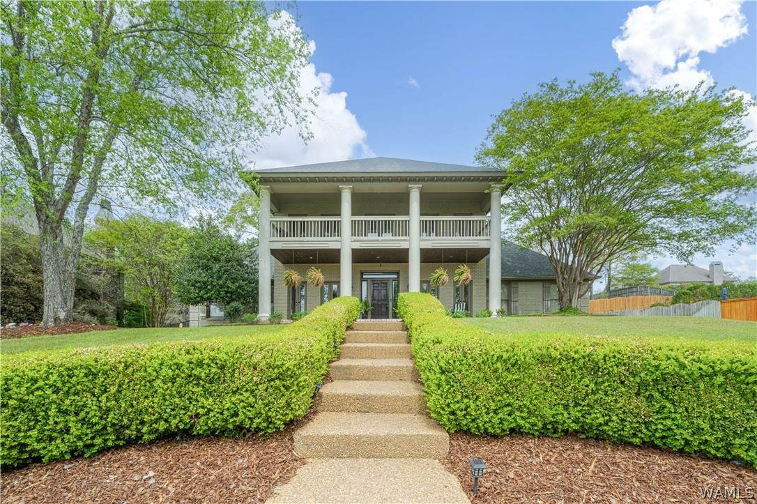 2821 Lake Crest Drive - Photo 1