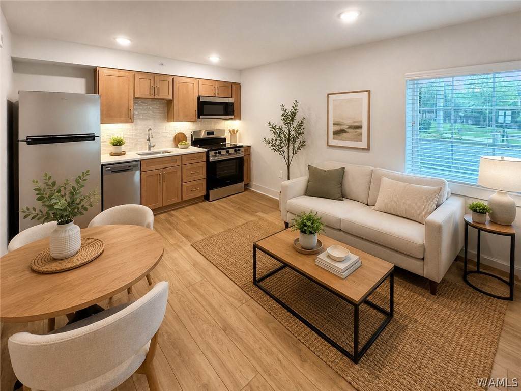 219 Greensboro Avenue - Photo 1
