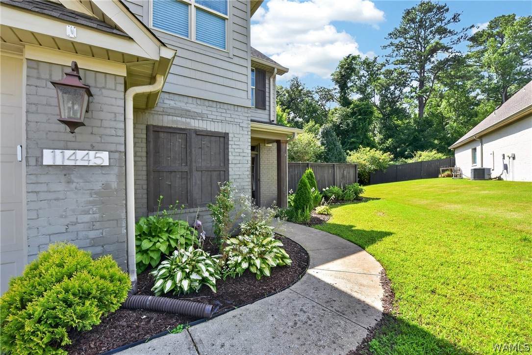 https://bt-photos.global.ssl.fastly.net/tuscaloosa/orig_boomver_2_175856-2.jpg
