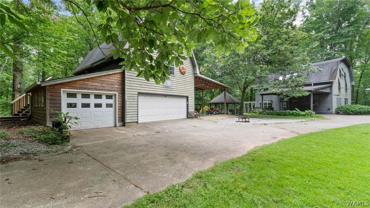 7900 Rainey Lane - Photo 1