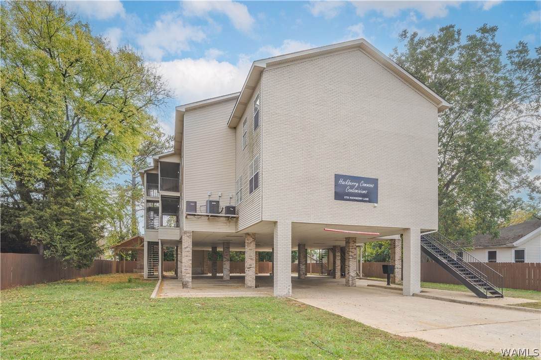 1721 Hackberry Lane - Photo 1
