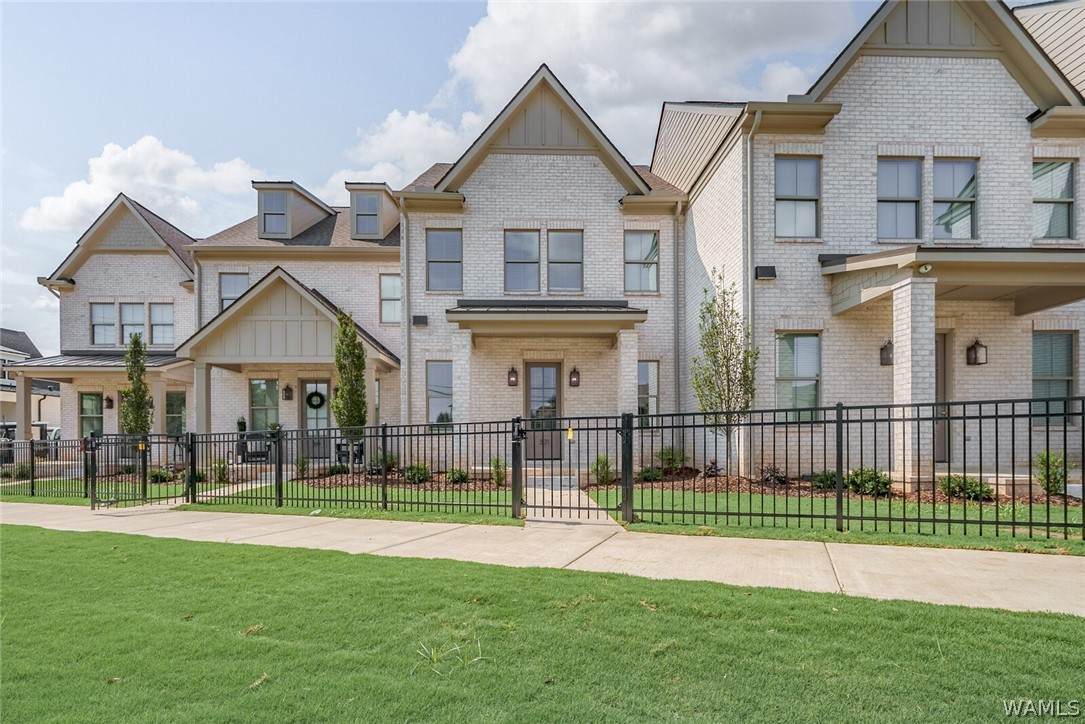 321 Hargrove Road - Photo 1
