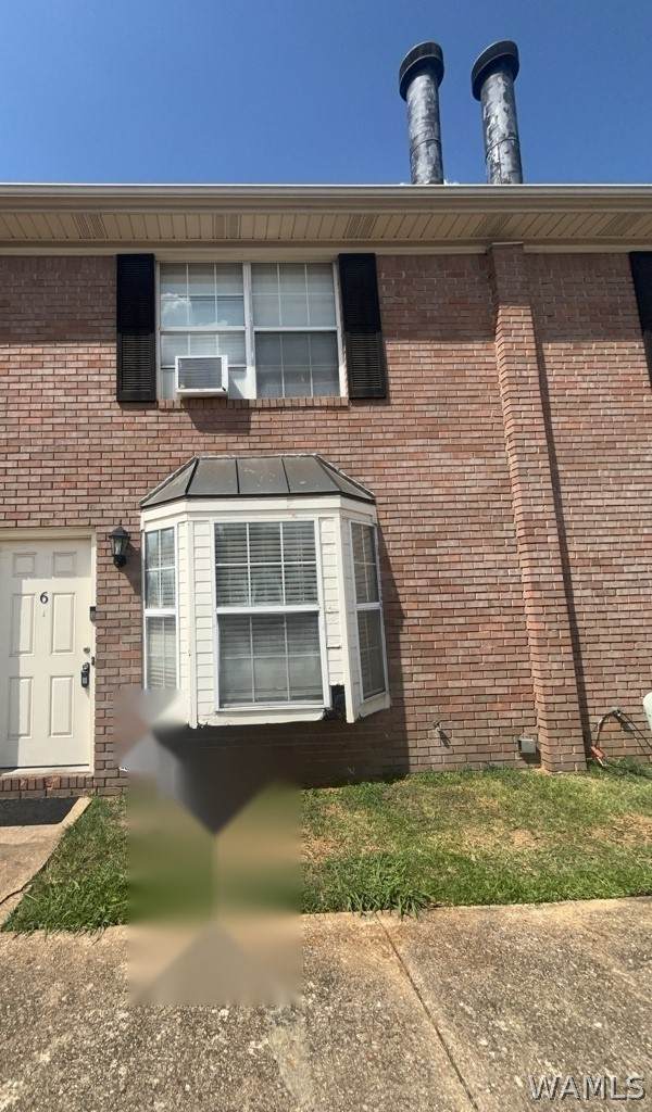 1605 Hackberry Lane - Photo 1