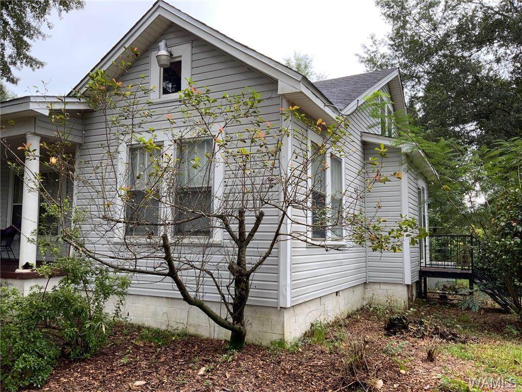 3150 Hendersonville Road - Photo 1