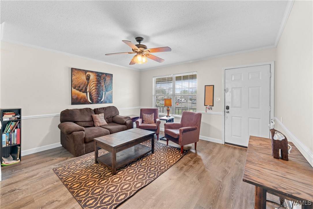 1813 Hackberry Lane - Photo 1